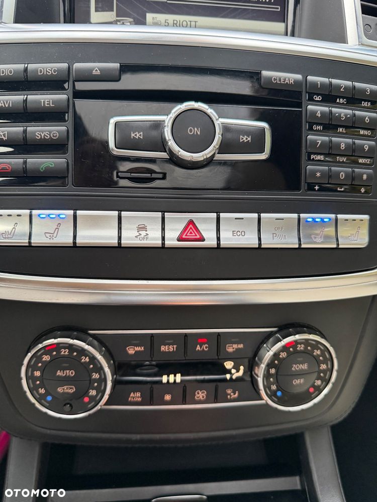Mercedes-Benz GL 350 BlueTec 4-Matic - 34