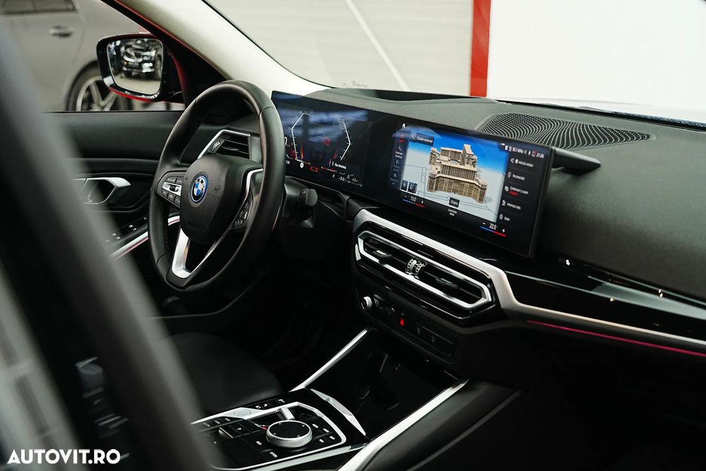 BMW Seria 3 320e Aut. Sport Line - 32
