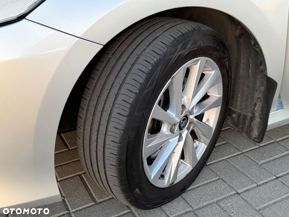 Toyota Camry 2.5 Hybrid Prestige CVT - 17