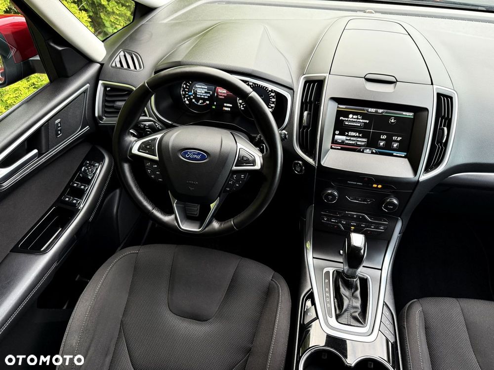 Ford S-Max - 27