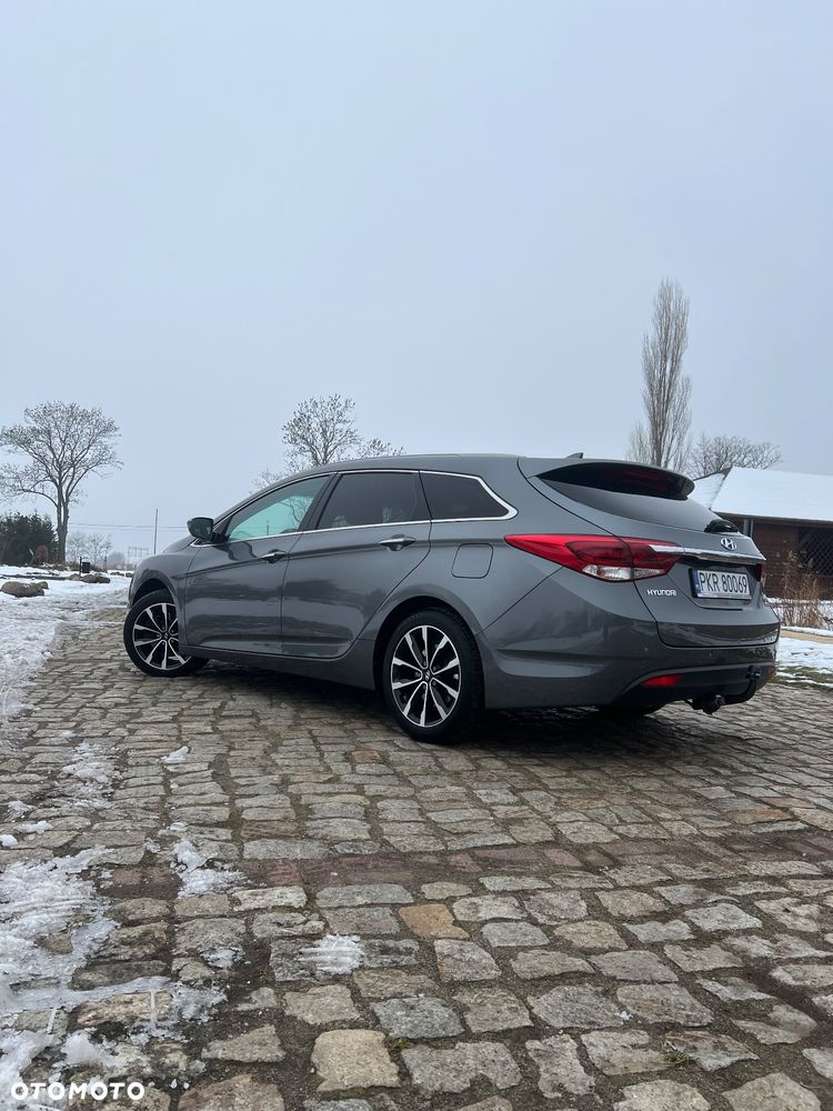 Hyundai i40 Kombi blue 1.7 CRDi DCT Premium - 1