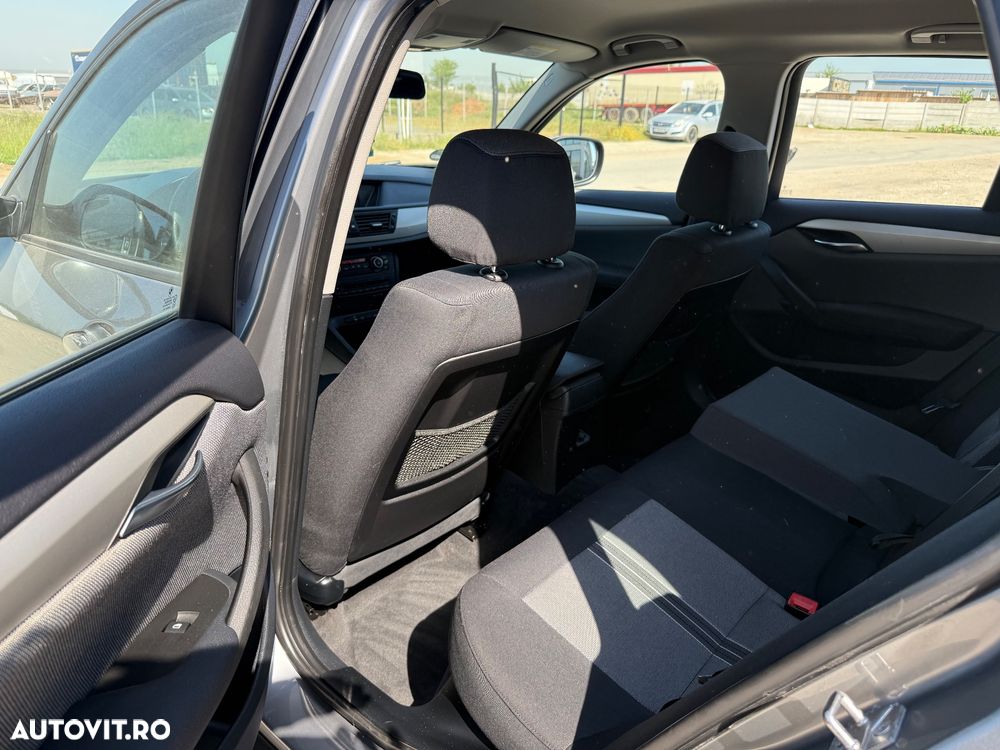 BMW X1 sDrive18d Sport Line - 11