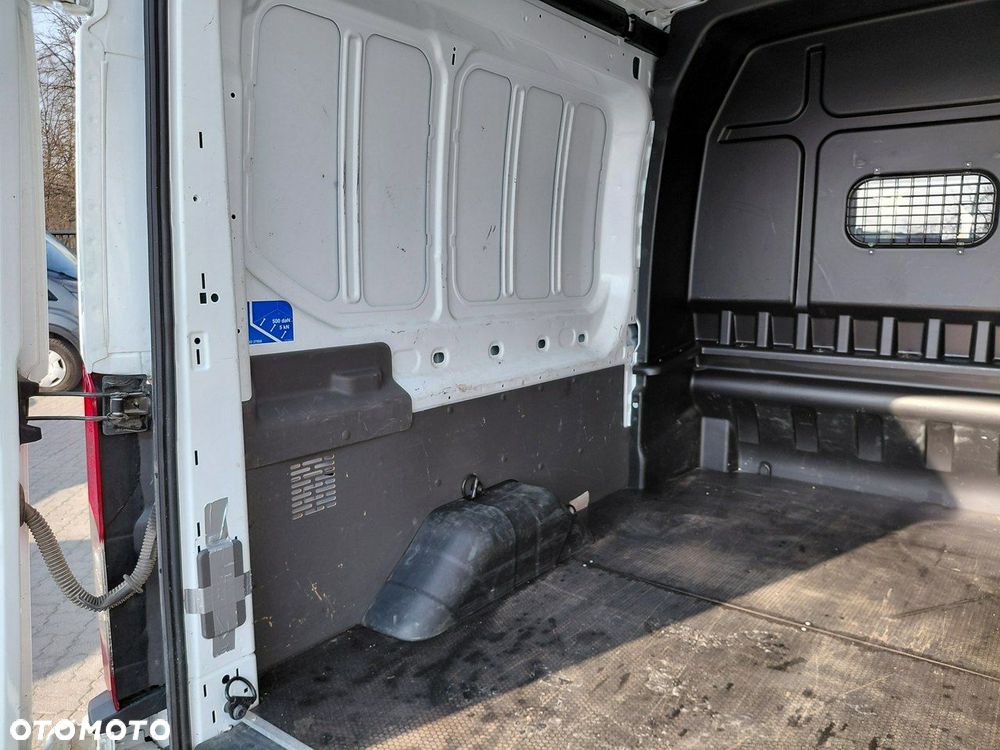 Ford Transit Trend Van 6-osobowy 350 L3H2 2,0 EcoBlue 130KM 4x4 - 12