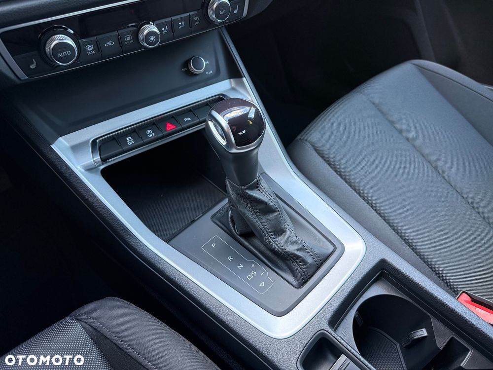 Audi Q3 35 TFSI mHEV Advanced S tronic - 23