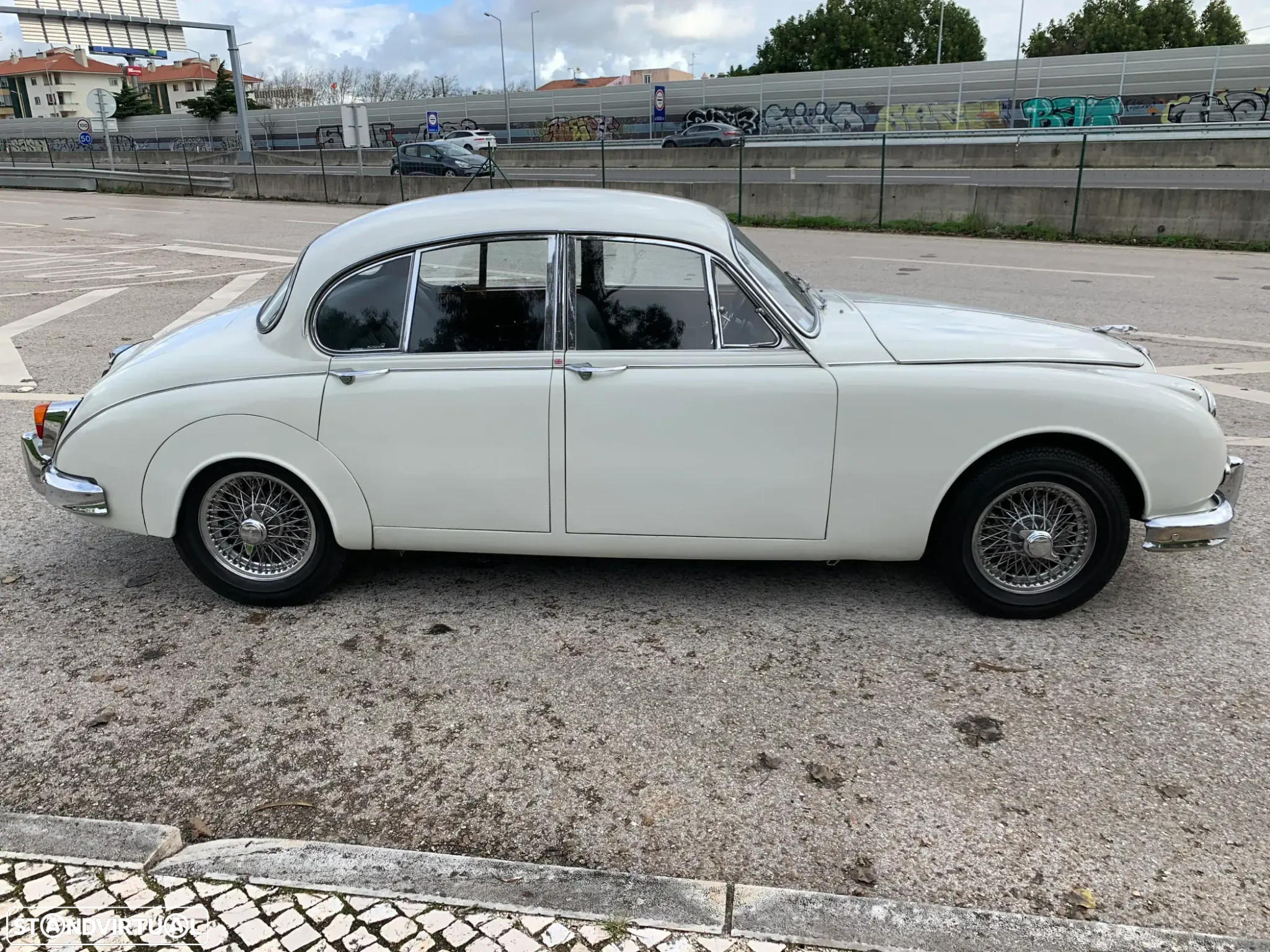 Jaguar MK II - 6