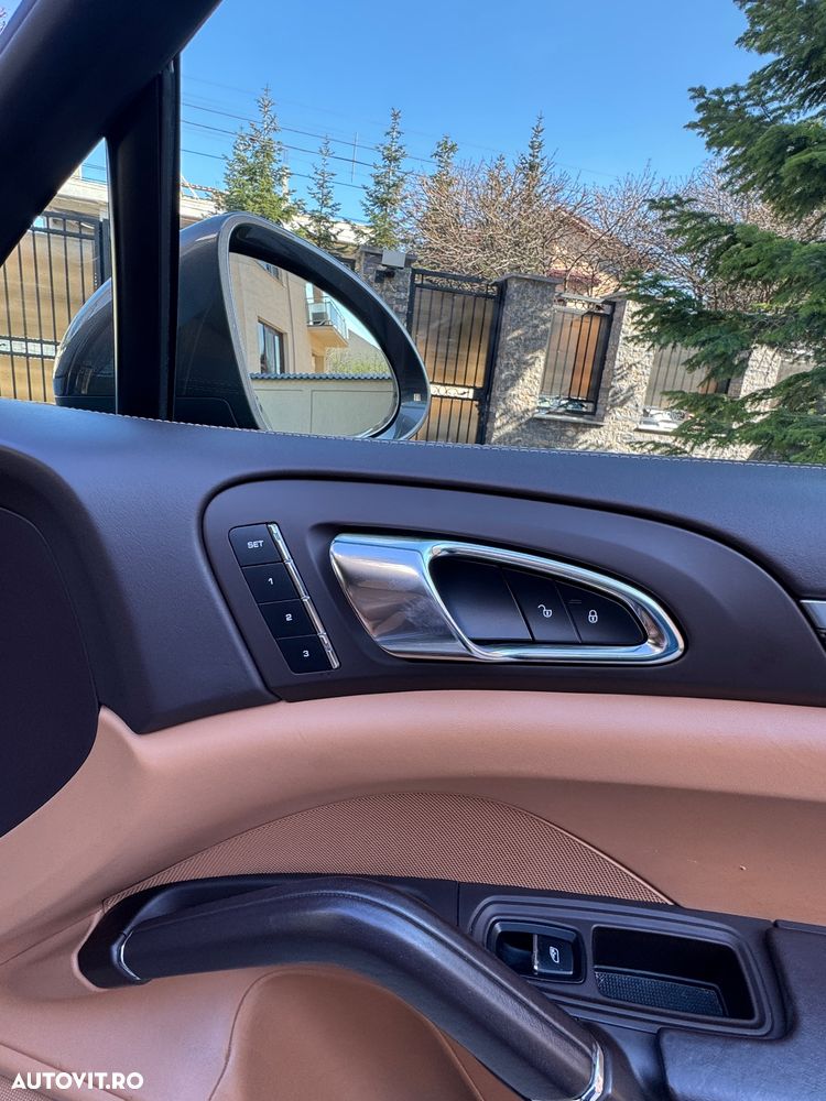 Porsche Cayenne Diesel Tiptronic S - 7