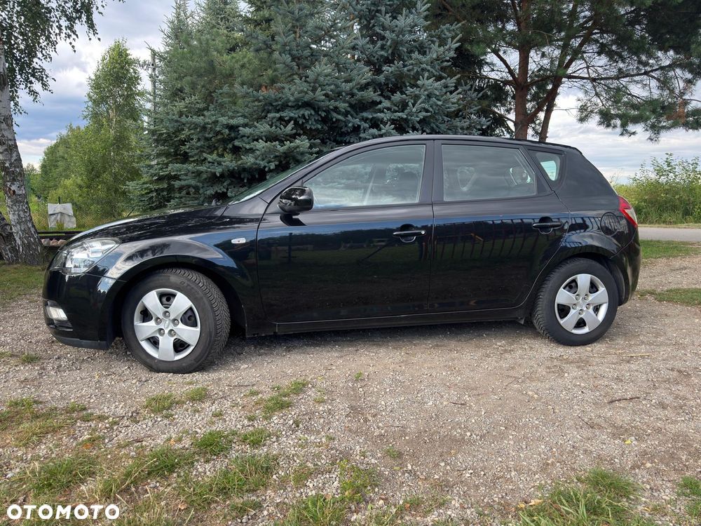 Kia Ceed - 5
