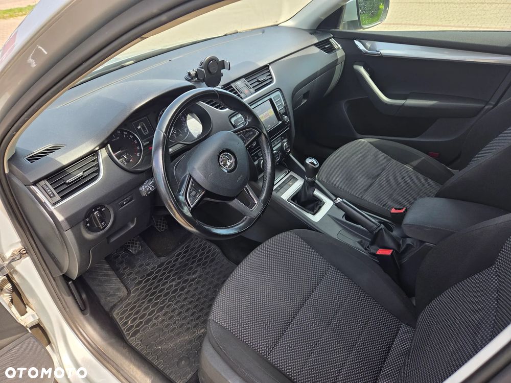 Skoda Octavia - 11