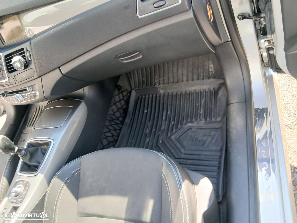 Renault Laguna Break 2.0 dCi GT 4Control - 34