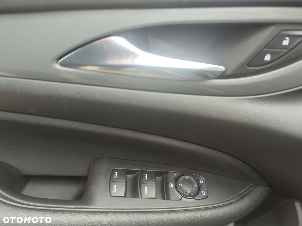 Opel Insignia Grand Sp 1.5 ECOTEC Direct InjectionTurbo Business Edition - 23