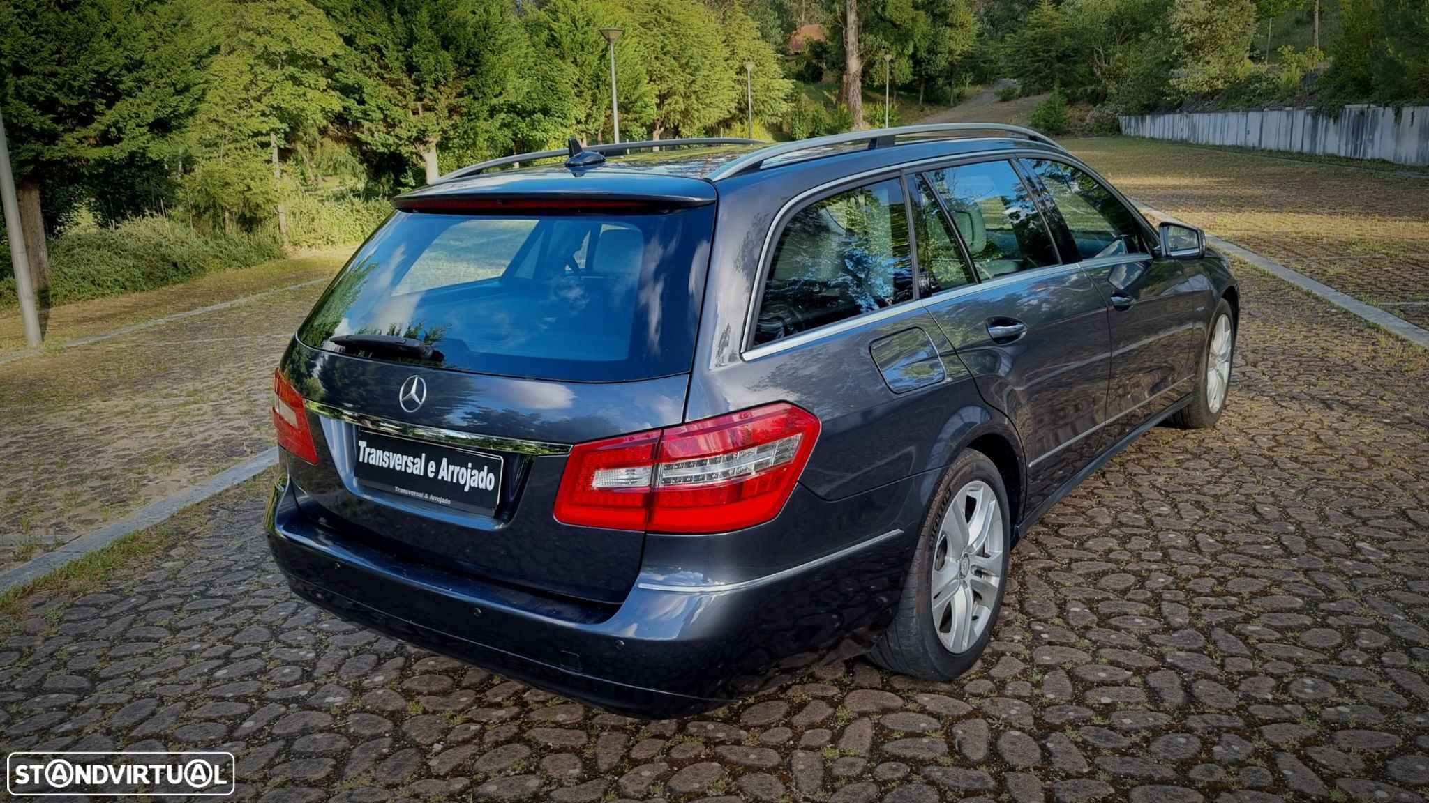 Mercedes-Benz E 220 CDi Avantgarde BlueEfficiency - 20