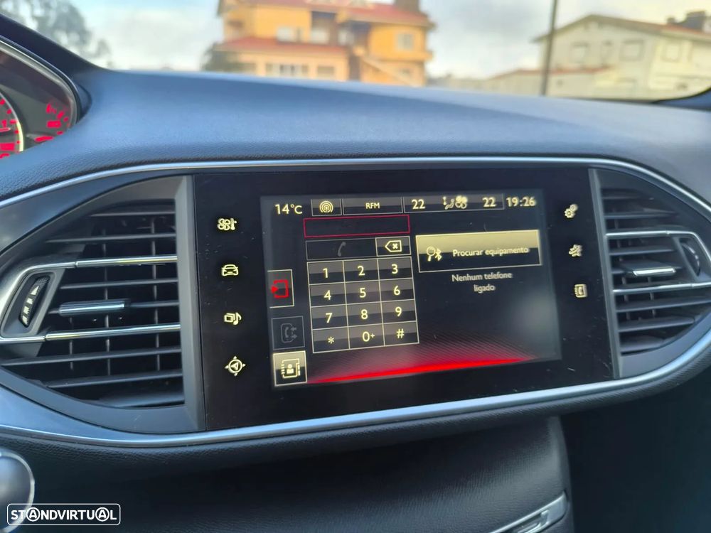 Peugeot 308 BlueHDi 180 EAT6 GT - 54