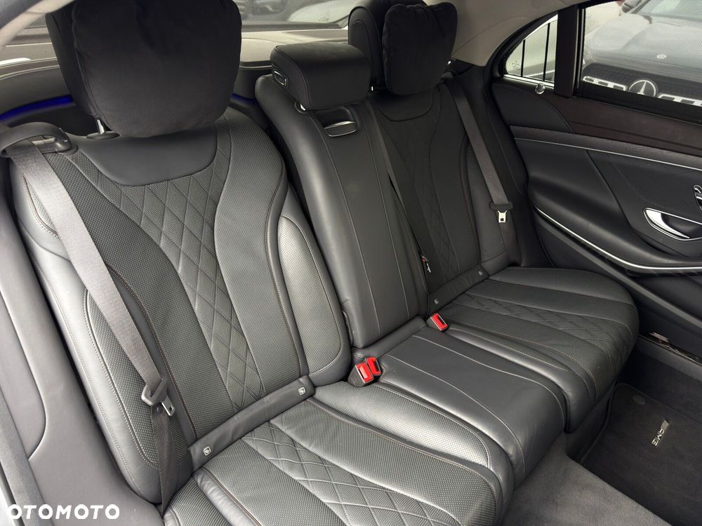 Mercedes-Benz Klasa S 560 4-Matic L 9G-TRONIC - 35