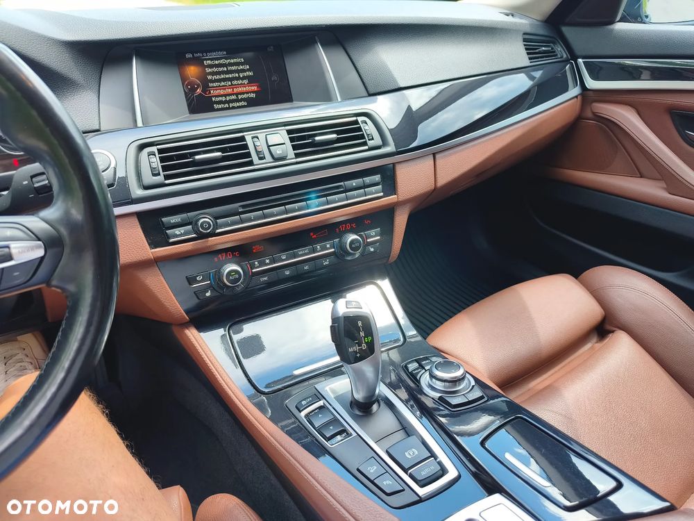 BMW Seria 5 520d - 19