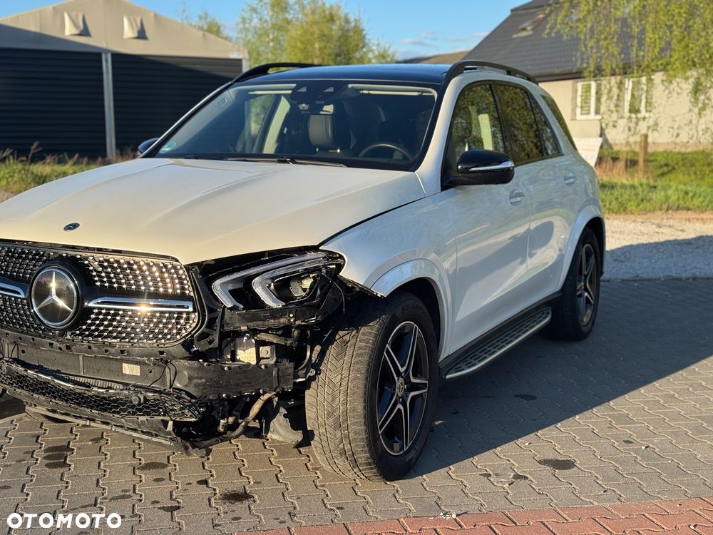 Mercedes-Benz GLE - 16