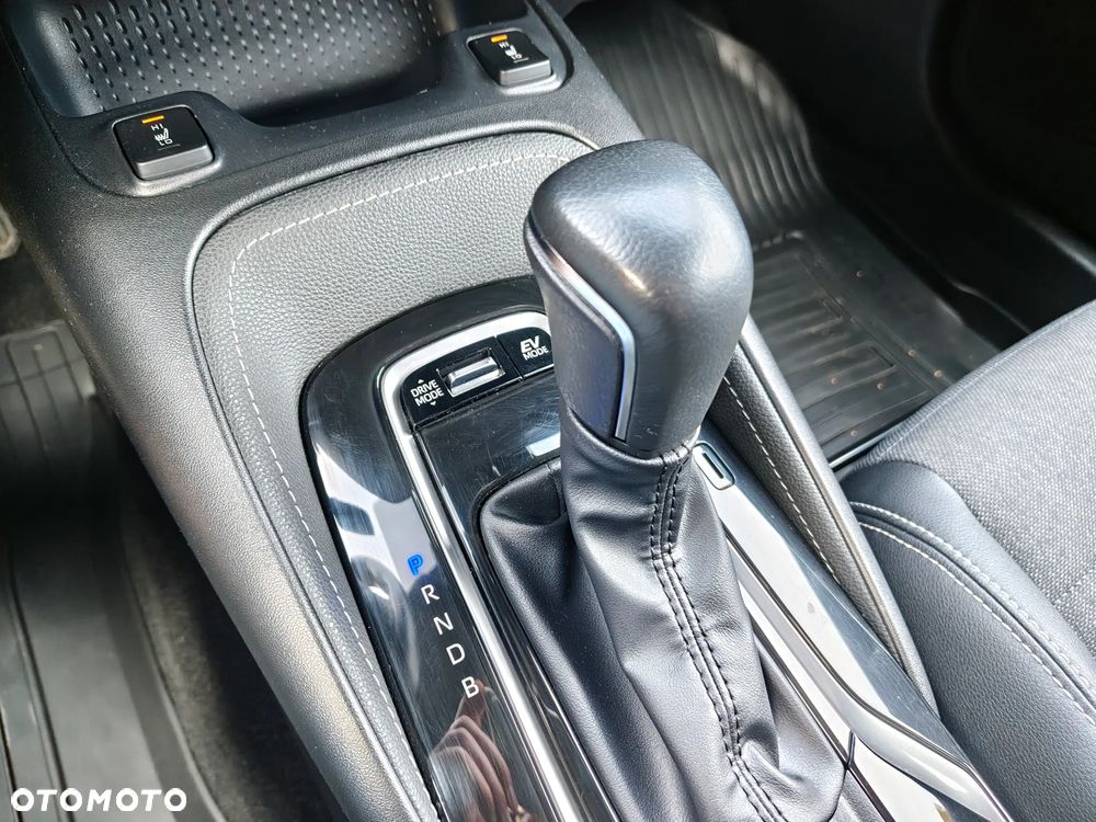 Toyota Corolla 1.8 Hybrid GPF Executive - 13