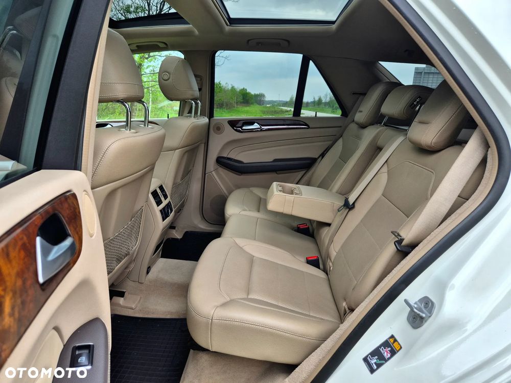 Mercedes-Benz ML 350 BlueTEC 4MATIC 7G-TRONIC - 29