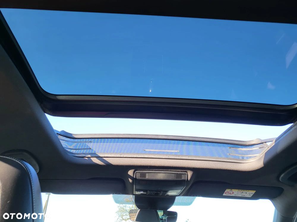 Skoda Superb 2.0 TDI Sportline DSG - 8