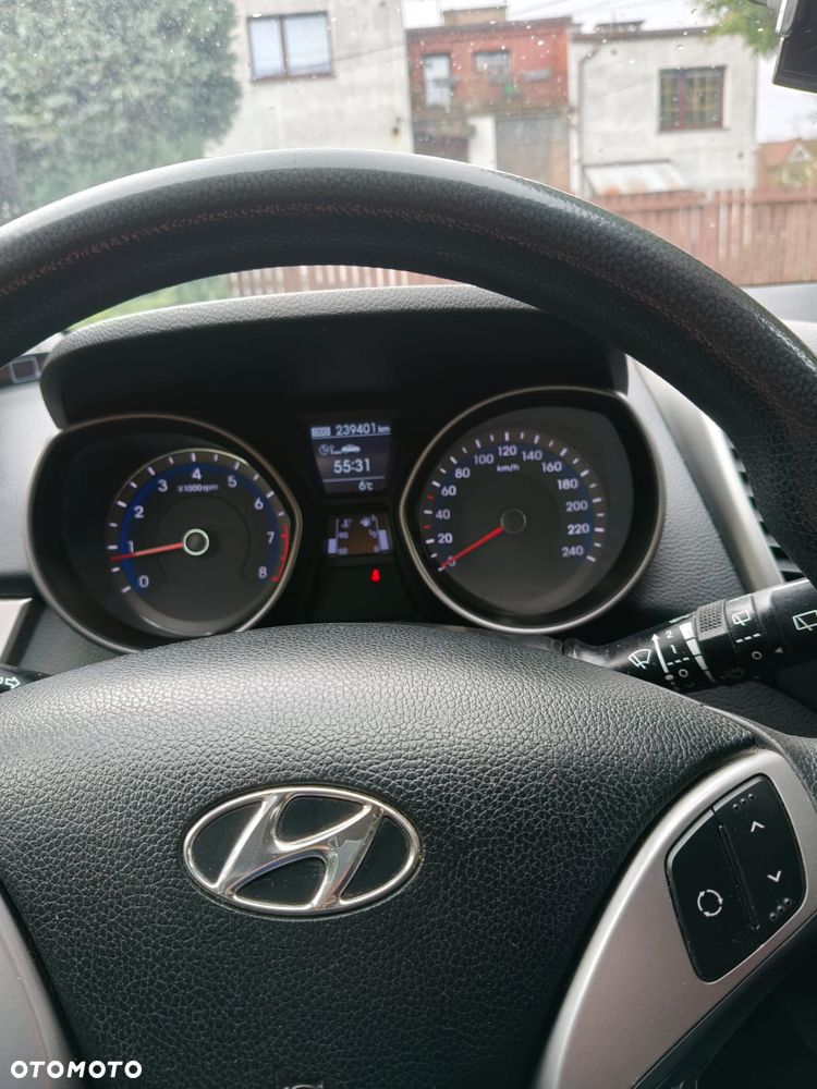 Hyundai i30 1.4 Classic + - 9