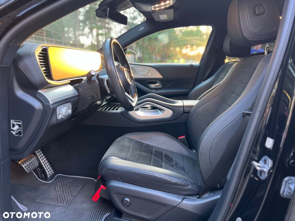 Mercedes-Benz GLE 300 d 4Matic 9G-TRONIC AMG Line Advanced Plus - 9
