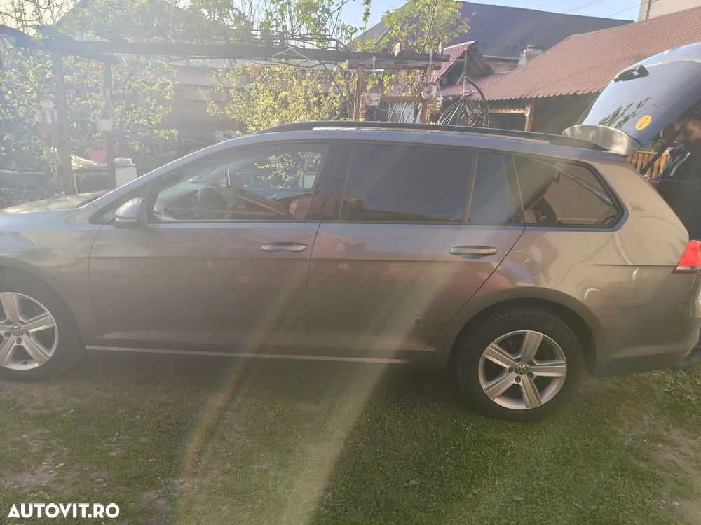 Volkswagen Golf 1.6 TDI BlueMotion Technology DSG Comfortline - 9