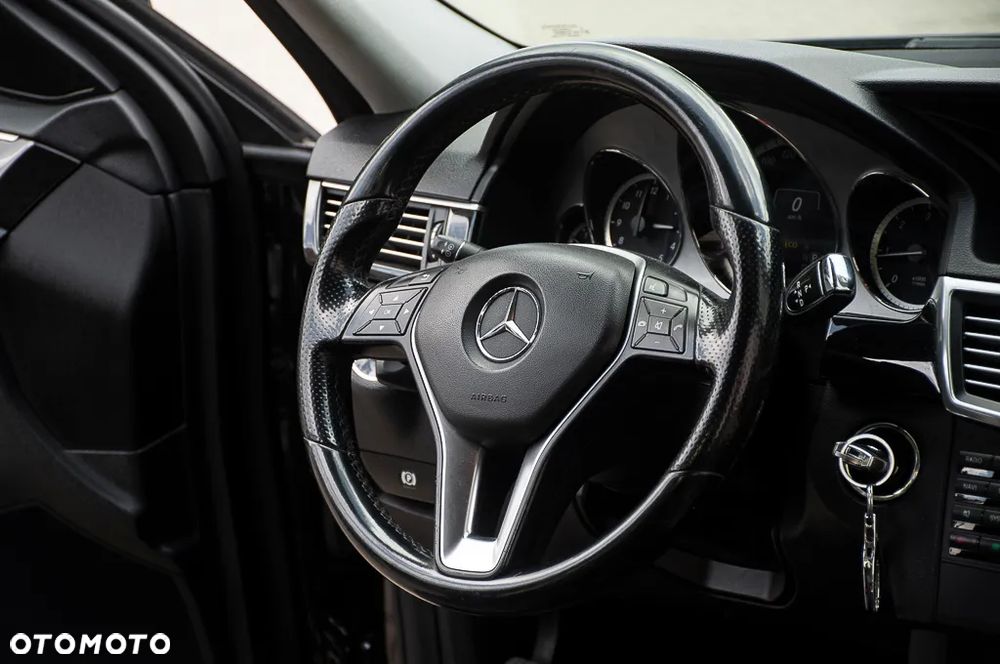Mercedes-Benz Klasa E 220 BlueTEC 7G-TRONIC Avantgarde - 27