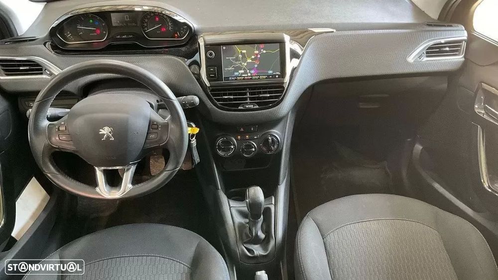 Peugeot 208 1.5 BlueHDi Signature - 10