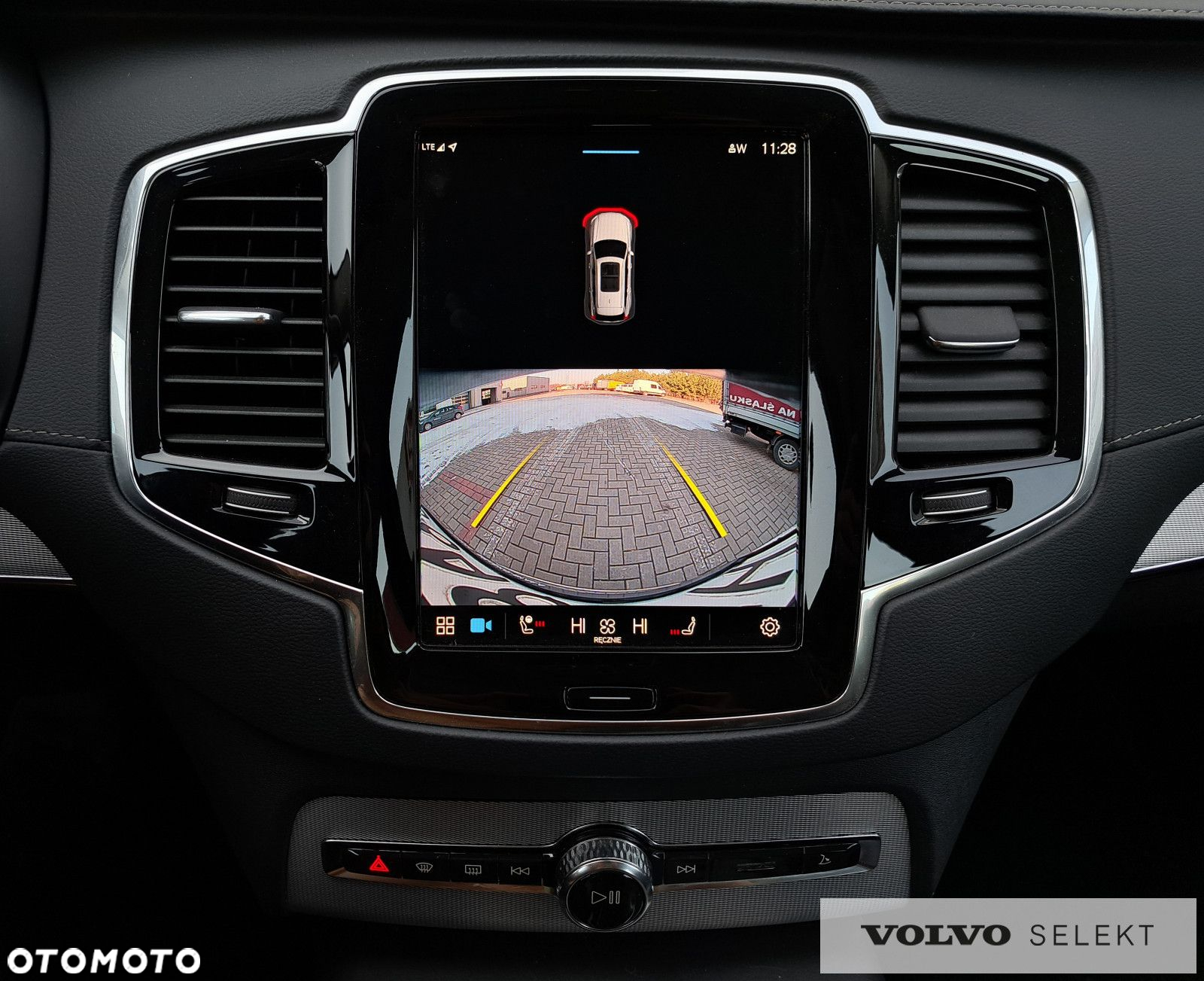 Volvo XC 90 - 25