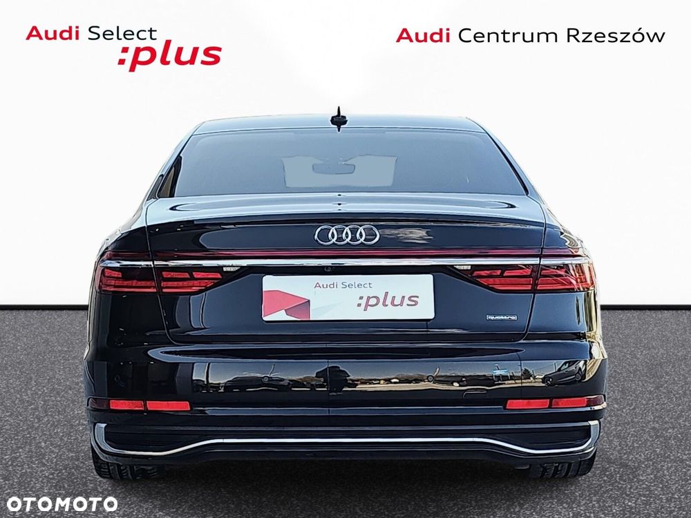 Audi A8 - 7