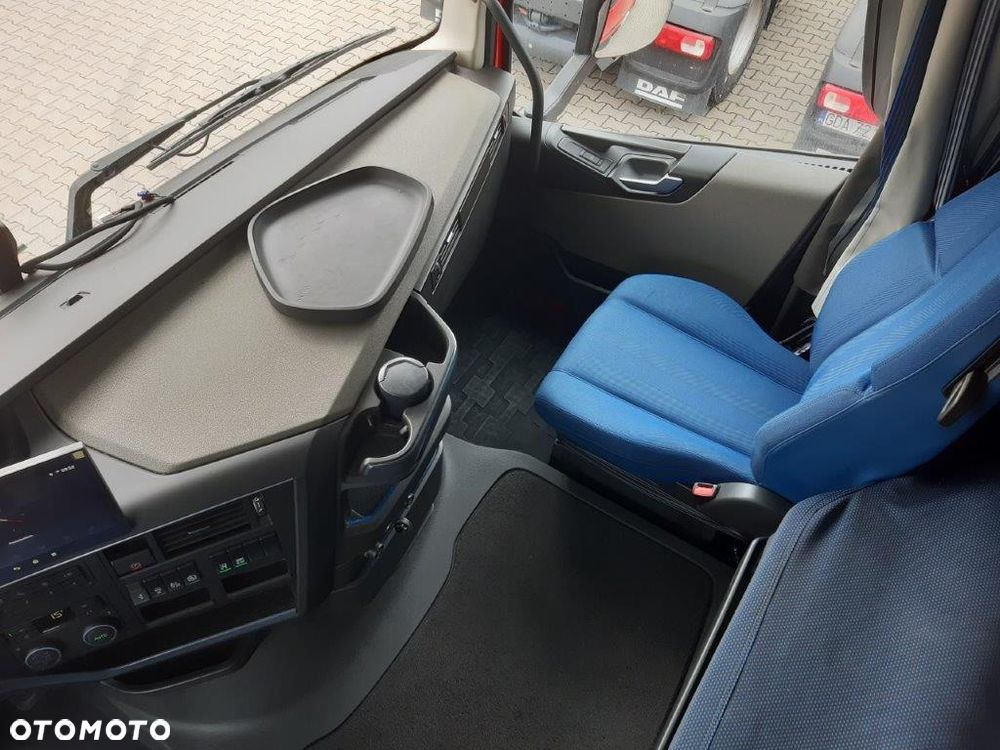 Volvo FH 460  STANDARD STOCK (32809) - 10