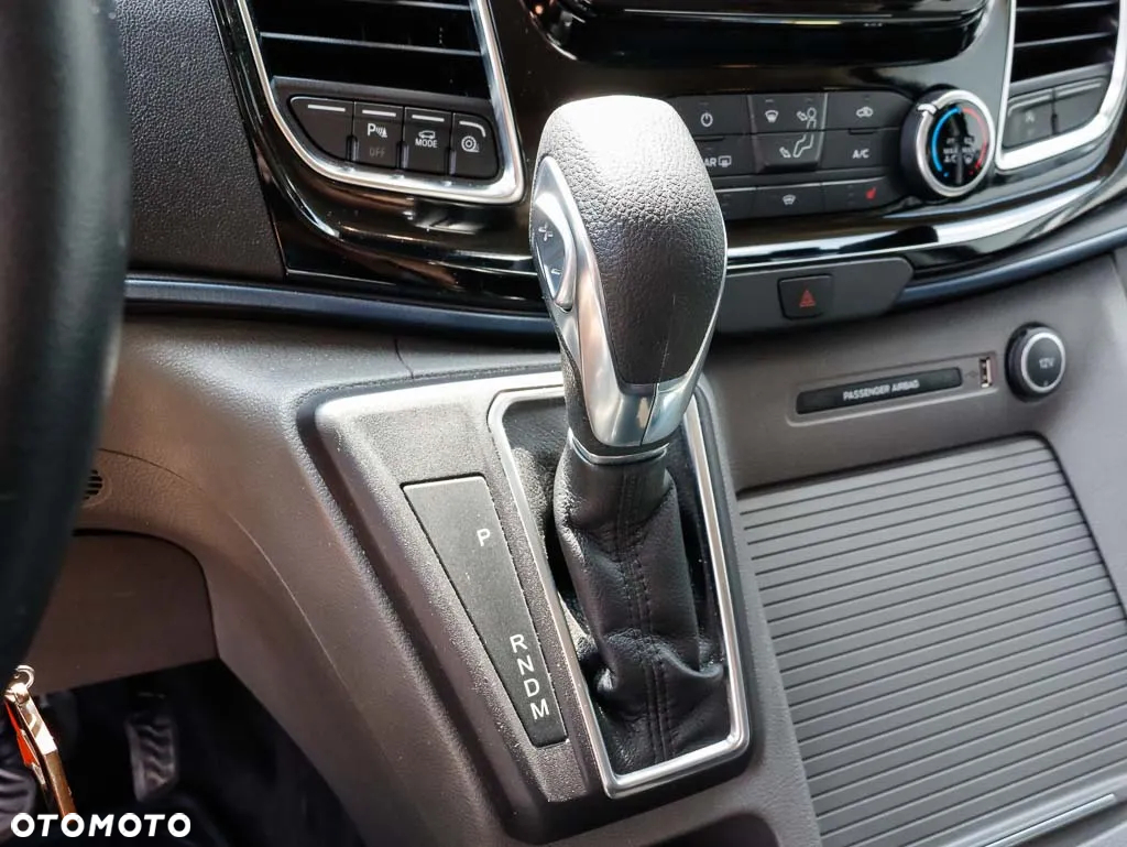 Ford Tourneo Custom 2.0 EcoBlue L2 Active SelectShift - 27