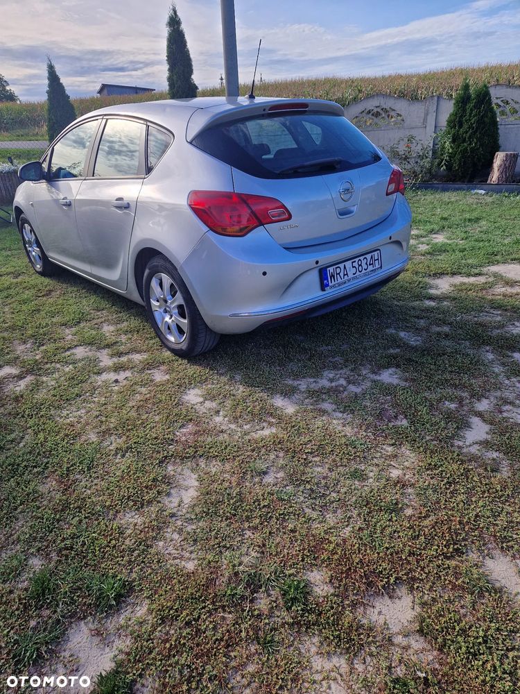 Opel Astra - 3