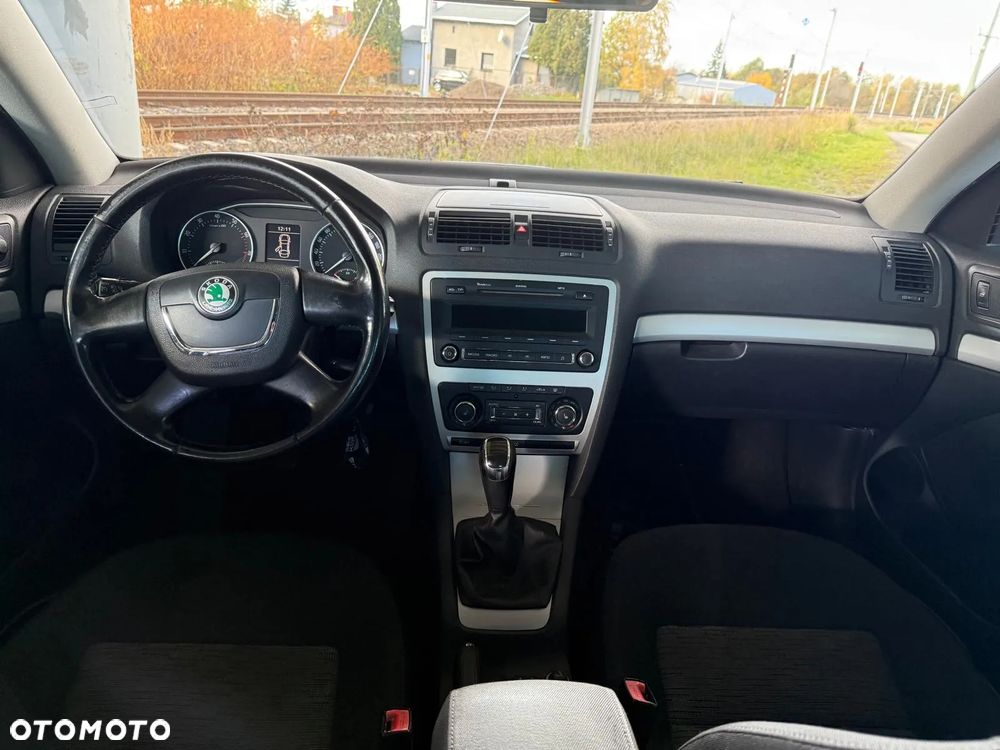 Skoda Octavia 1.4 TSI IMPULS EDITION - 13