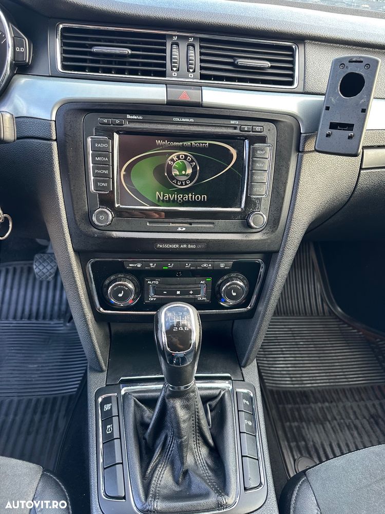 Skoda Superb 2.0 TDI Elegance - 10