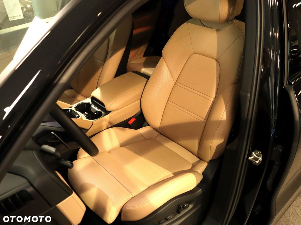 Porsche Cayenne Standard - 15