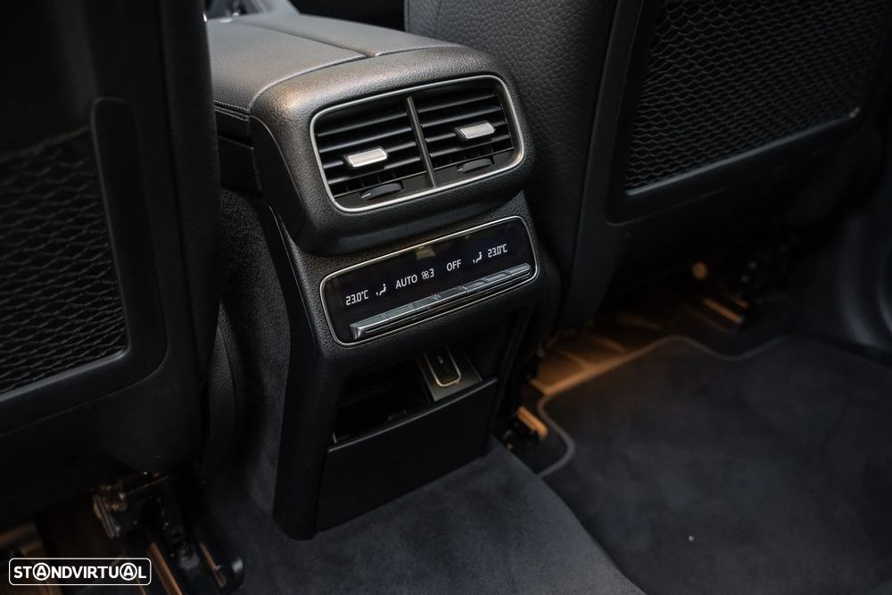 Mercedes-Benz GLS 400 d 4Matic - 29