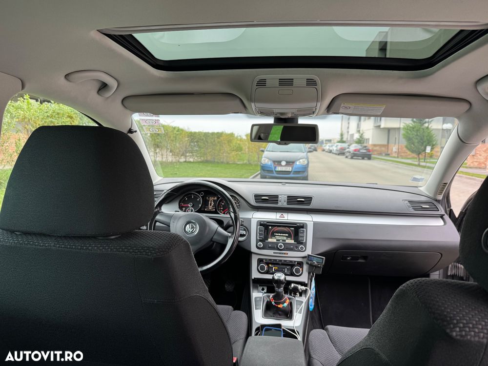 Volkswagen Passat - 9