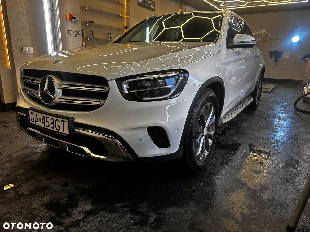 Mercedes-Benz GLC 200 d 4-Matic Business Edition - 2