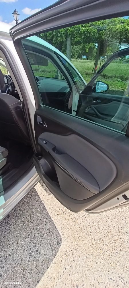 Opel Zafira 1.6 CDTi Cosmo - 6