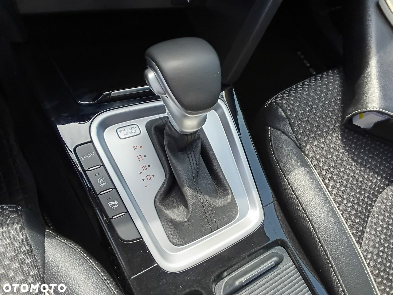 Kia XCeed 1.5 T-GDI OPF DCT7 SPIRIT - 23