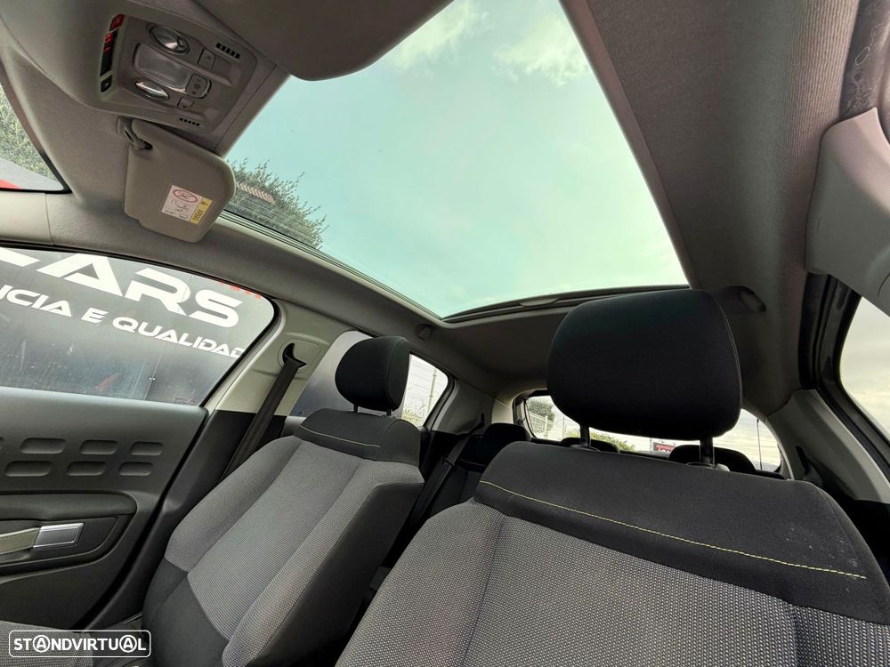 Citroën C3 1.2 PureTech Shine - 19