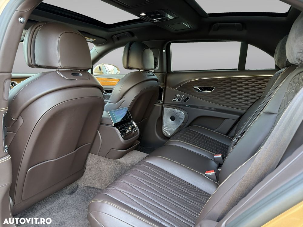Bentley Flying Spur Standard - 12
