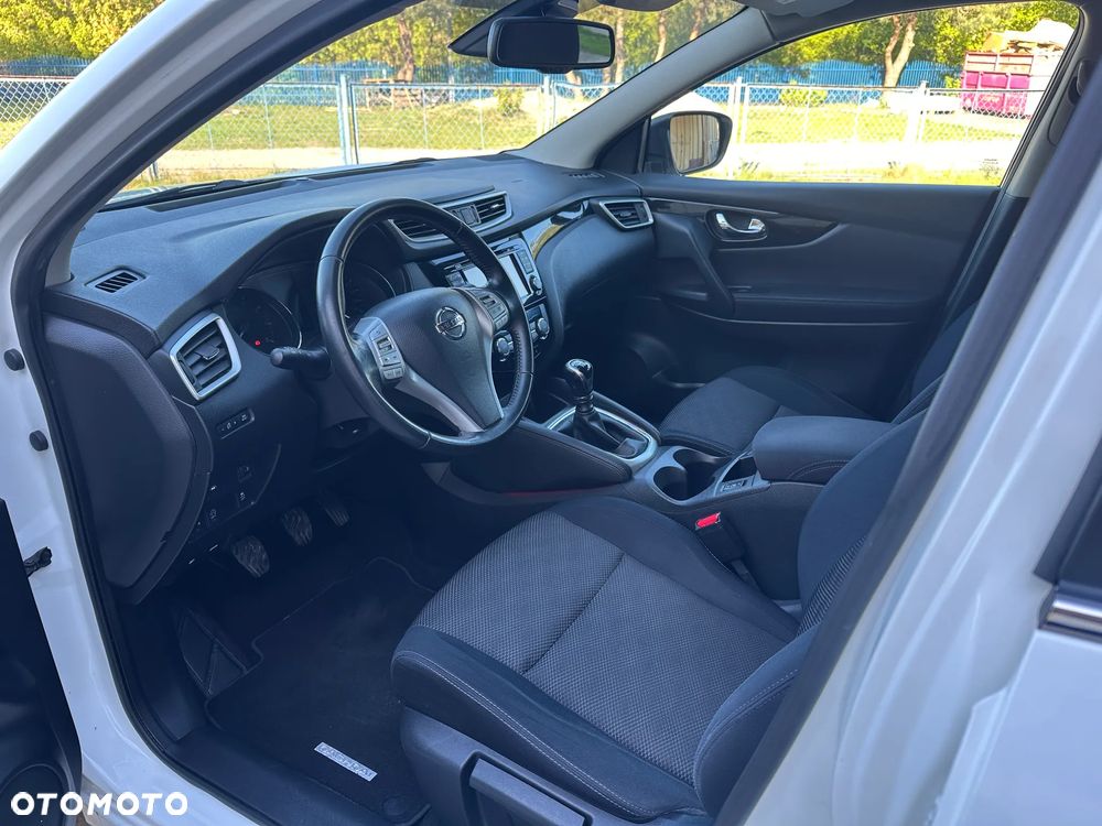 Nissan Qashqai 1.2 DIG-T Tekna EU6 - 26