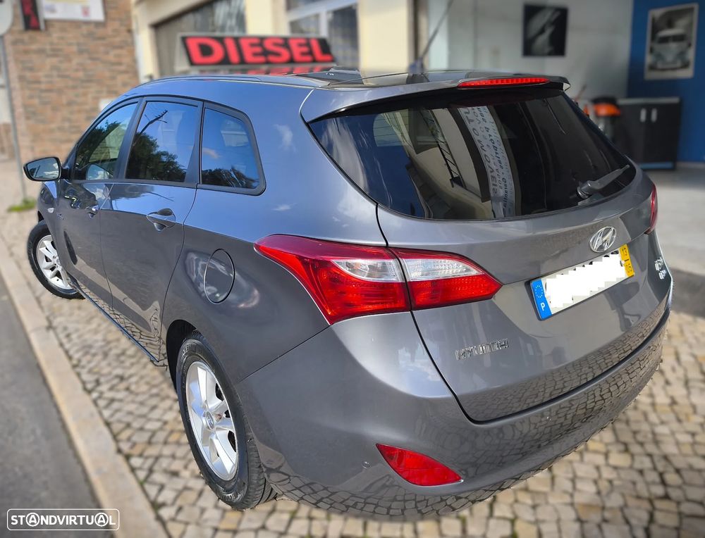 Hyundai i30 CW 1.4 CRDi Classic - 2