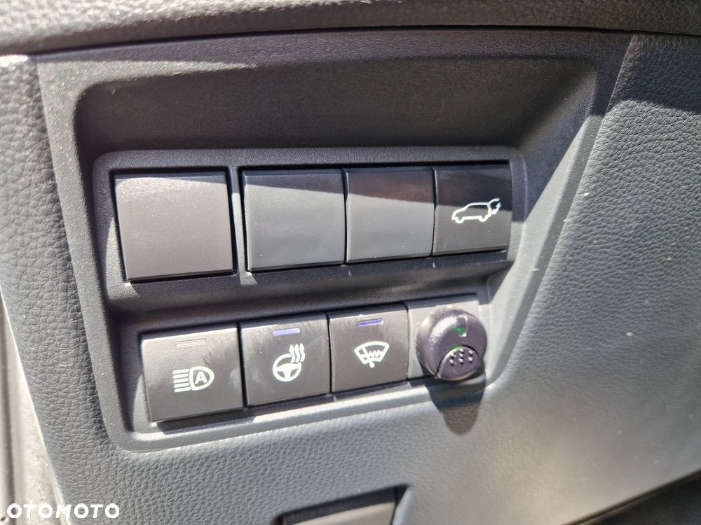 Toyota Yaris Cross Hybrid 1.5 Premiere Edition - 24