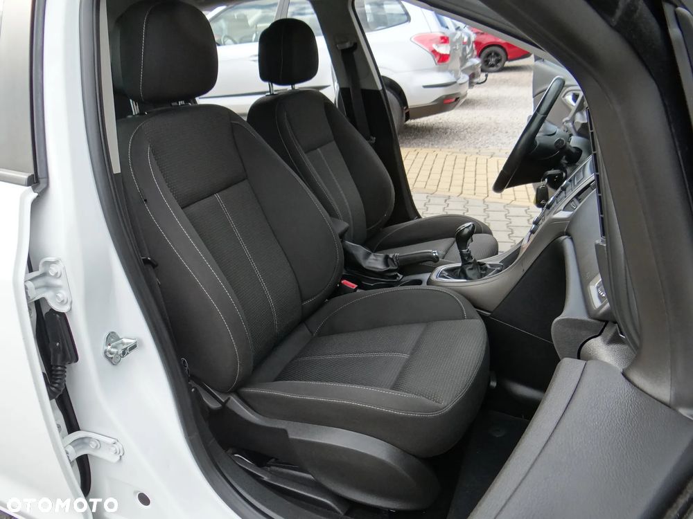 Opel Astra - 33