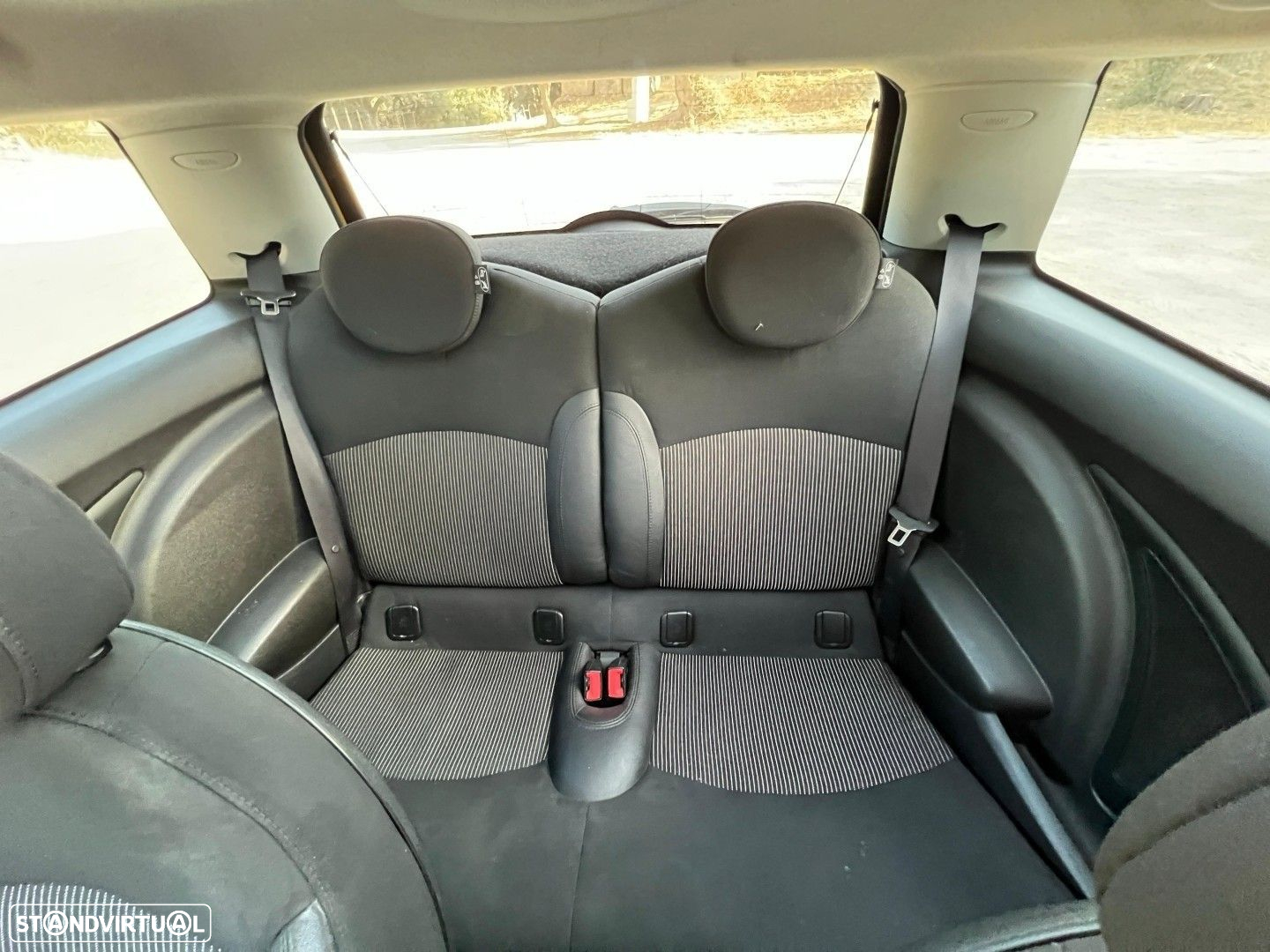 MINI 3 Portas - 14