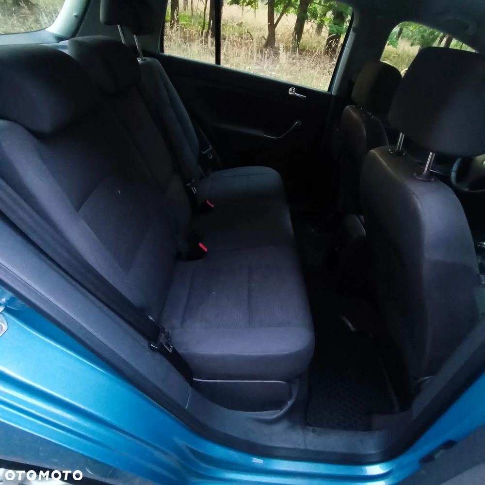Volkswagen Golf 1.6 FSI Trendline - 7