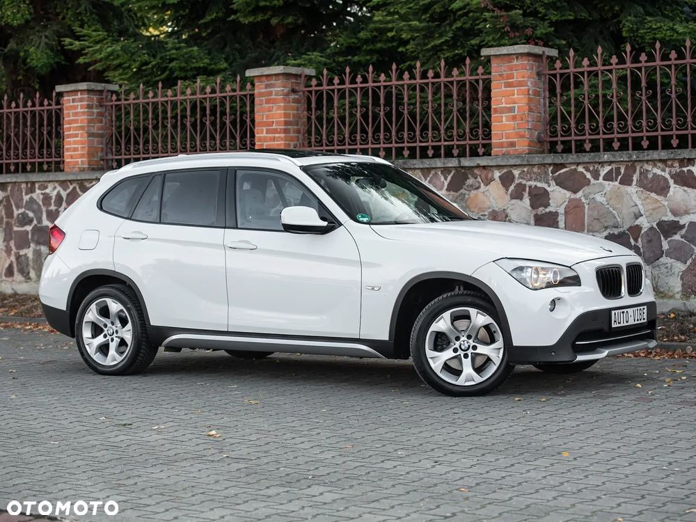BMW X1 xDrive18d xLine - 3