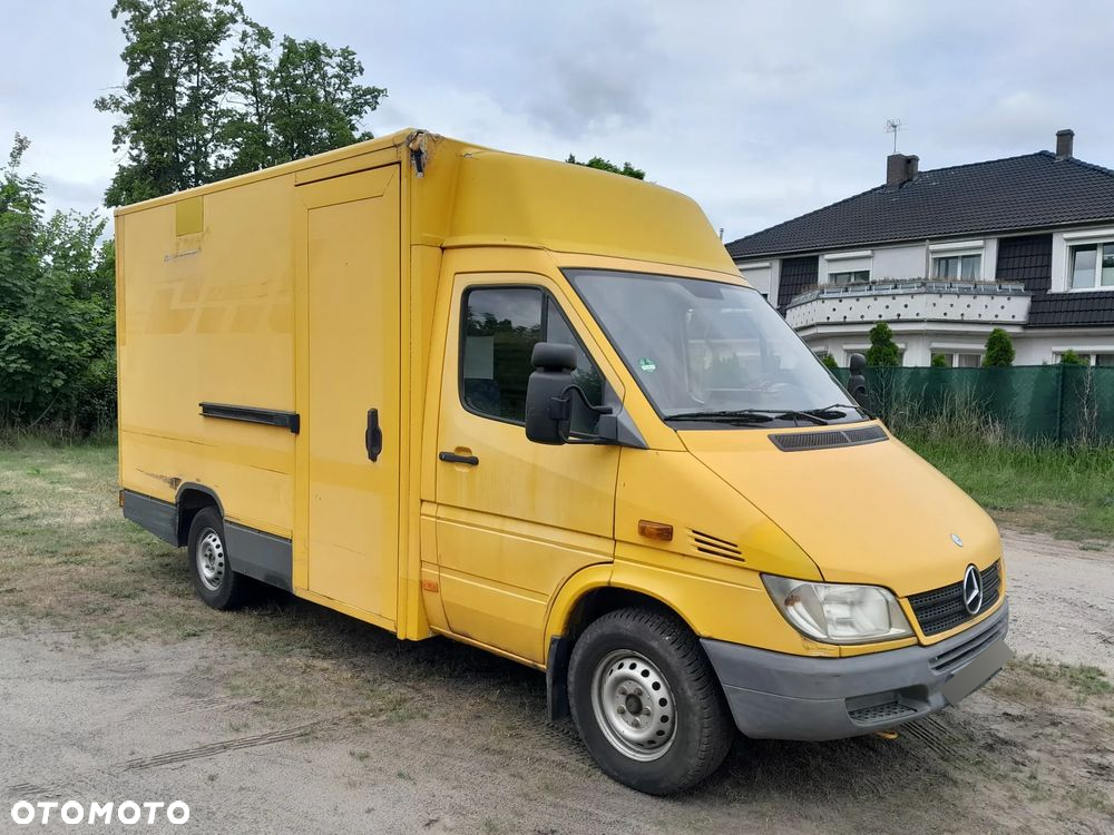 Mercedes-Benz Sprinter - 3